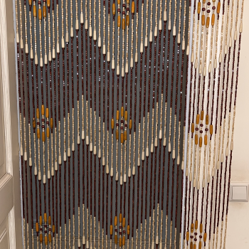 Dekoratyvinė durų užuolaida