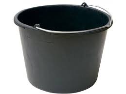 Plastikinis kibiras su metaline rankena